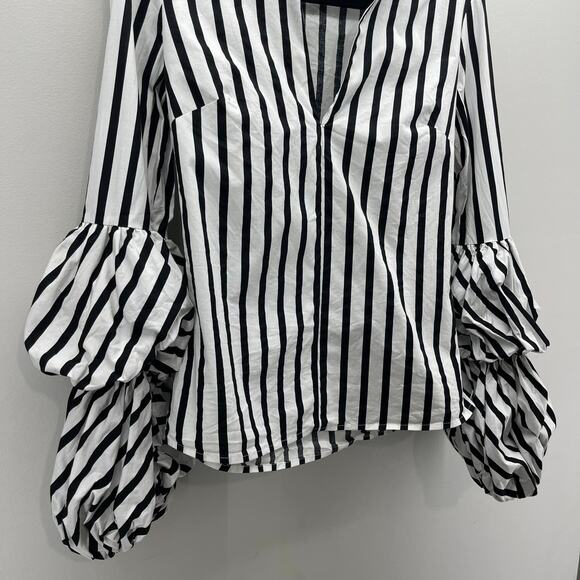 Greysn Black White Stripe Side Zipper Puff Balloon‎ Sleeve Blouse - Picture 2 of 8